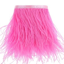 Orlo con frange in piume di